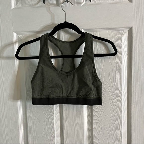Lululemon Seamless Racerback Train Bra Light Support Army Green Sz 8 - Picture 2 of 6